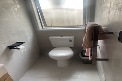 Photo of property in 16a Imperial Place, Henderson, Auckland, 0612