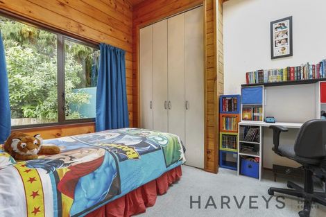 Photo of property in 192 Mountain Road, Henderson Valley, Auckland, 0612