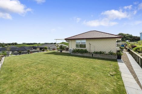 Photo of property in 32 Macdonald Heights, Feilding, 4702