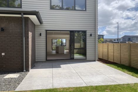 Photo of property in 13 Katikati Drive, Manurewa, Auckland, 2102