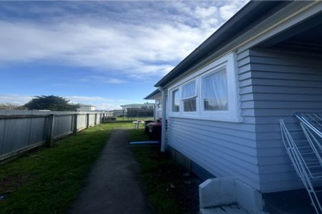 Photo of property in 15 Cameron Crescent, Masterton, 5810