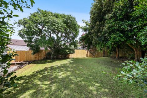 Photo of property in 1/19 Edendale Road, Somerville, Auckland, 2014