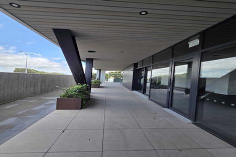 Photo of property in 2/11a Customs Quay, Ahuriri, Napier, 4110