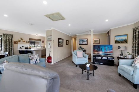 Photo of property in 229 Raeburne Street, Te Awamutu, 3800