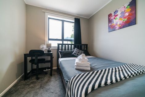 Photo of property in 180 Don Buck Road, Massey, Auckland, 0614