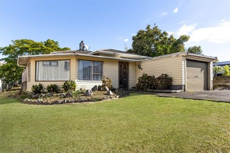 Photo of property in 17 Hazards Road, Weymouth, Auckland, 2103
