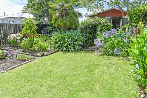 Photo of property in 46 Lipscombe Crescent, Havelock North, 4130