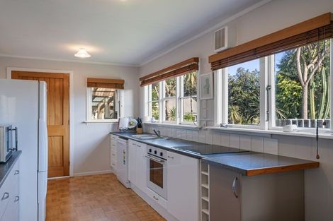 Photo of property in 619 Waitarere Beach Road, Waitarere Beach, Levin, 5510