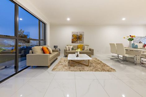 Photo of property in 14 Rere Close, Takanini, 2112