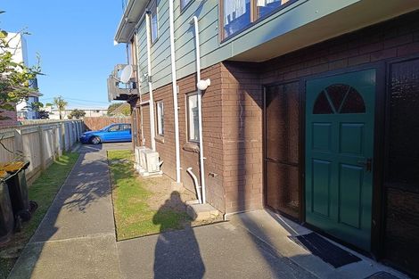 Photo of property in 615u3 Evans Bay Parade, Kilbirnie, Wellington, 6022