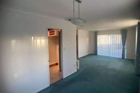 Photo of property in 7 Nier Place, East Tamaki Heights, Auckland, 2016
