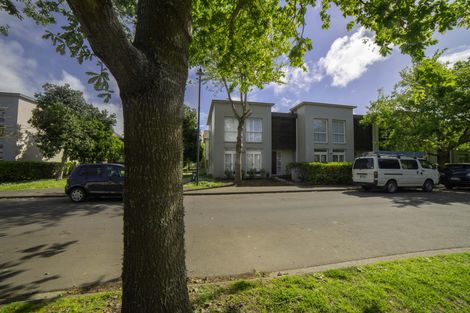 Photo of property in 16 Reins Road, Takanini, 2112