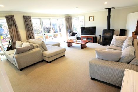 Photo of property in 15 Harold Place, Stoke, Nelson, 7011