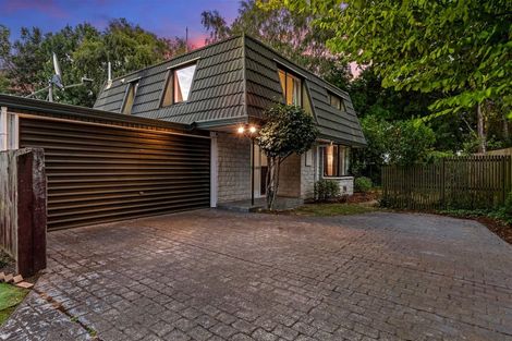 Photo of property in 10 Rembrandt Place, Burnside, Christchurch, 8053