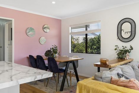 Photo of property in 47a Lyn Grove, Papamoa Beach, Papamoa, 3118