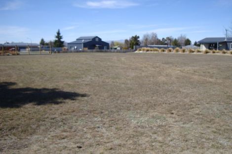 Photo of property in 38 Rhoboro Road, Twizel, 7901