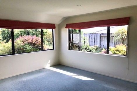 Photo of property in 36d Shelter Grove, Frankleigh Park, New Plymouth, 4310