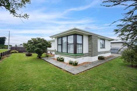 Photo of property in 1 Ballantrae Street, Wallacetown, 9816