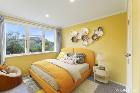 Photo of property in 5 Cheshire Street, Cannons Creek, Porirua, 5024