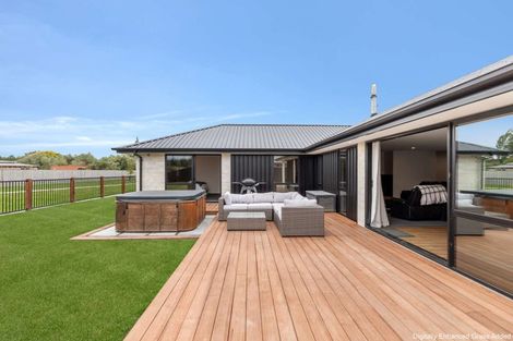 Photo of property in 2 Hunter Lane, Amberley, 7410