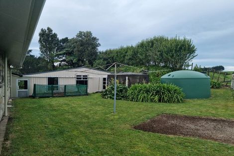 Photo of property in 142 York Road, Huirangi, New Plymouth, 4373