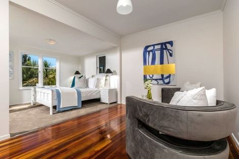 Photo of property in 18 Kenmure Avenue, Forrest Hill, Auckland, 0620