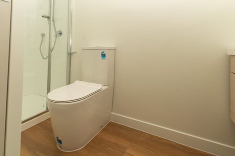 Photo of property in 8/2 Moor Avenue, Te Atatu Peninsula, Auckland, 0610