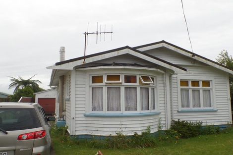 Photo of property in 11 Gladstone Street, Westport, 7825