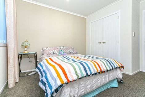 Photo of property in 80 Golden Shore Place, Coromandel, 3506