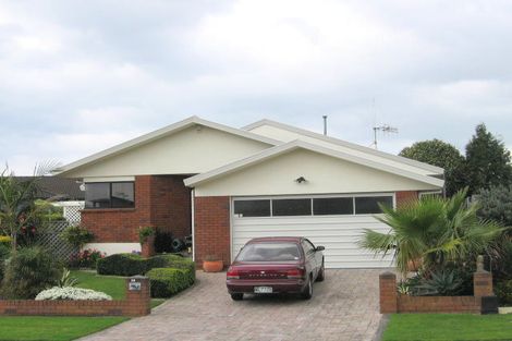 Photo of property in 115 Russley Drive, Mount Maunganui, 3116