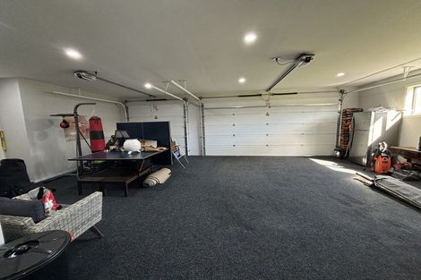 Photo of property in 17 Rowles Road, Pukekohe, 2120