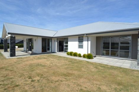 Photo of property in 4 Avalanche Place, Wanaka, 9305
