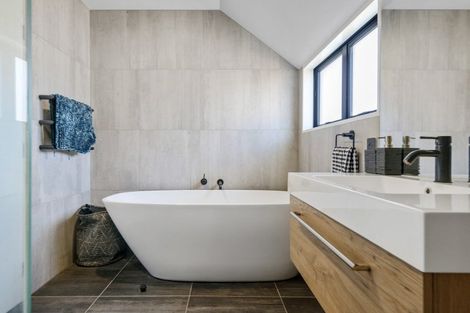 Photo of property in 77/79a Knowles Street, St Albans, Christchurch, 8052