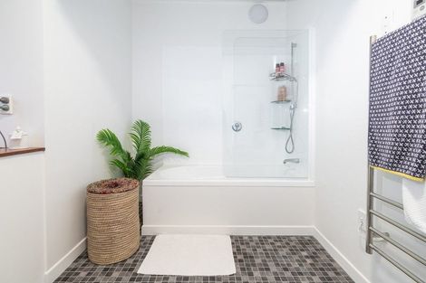 Photo of property in 2/16 Marewa Road, Hataitai, Wellington, 6021