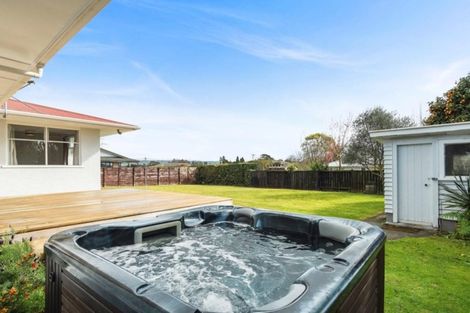 Photo of property in 15 Stirling Grove, Greerton, Tauranga, 3112