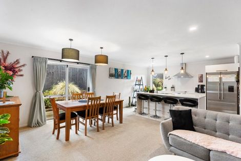 Photo of property in 19 Parkgrove Crescent, Pokeno, 2402