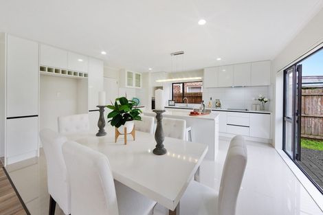 Photo of property in 3 Magnolia Place, Flat Bush, Auckland, 2016
