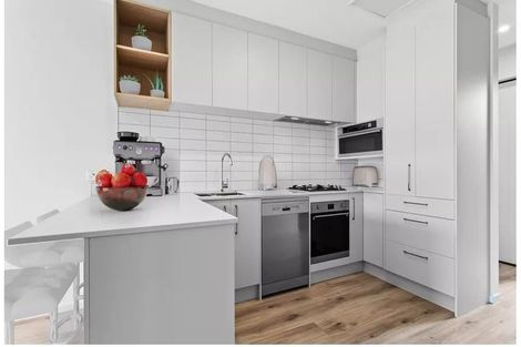 Photo of property in 106 Te Napi Drive, Takanini, Auckland, 2112