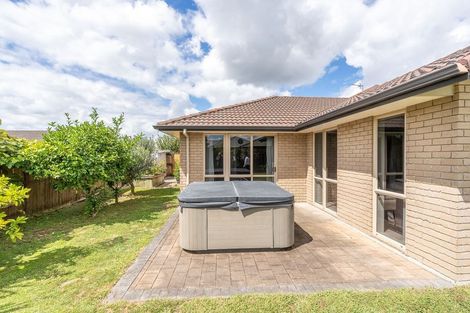 Photo of property in 54 Winchester Place, Rototuna North, Hamilton, 3210
