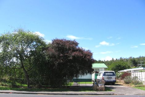 Photo of property in 73 Sylvia Road, Hillcrest, Auckland, 0627