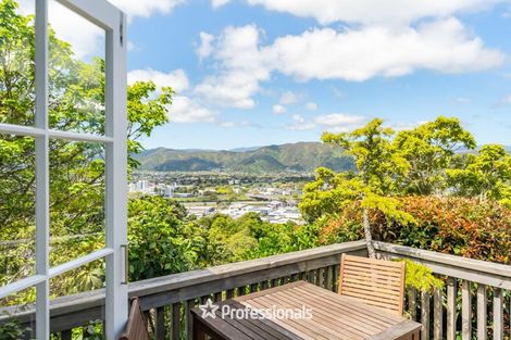 Photo of property in 24 Miromiro Road, Normandale, Lower Hutt, 5010
