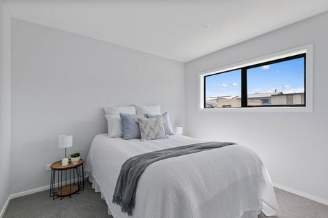 Photo of property in 6 Woodcarver Lane, Titahi Bay, 5022