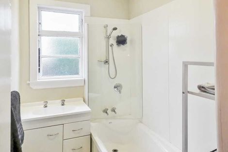 Photo of property in 28 Somerset Crescent, Spreydon, Christchurch, 8024