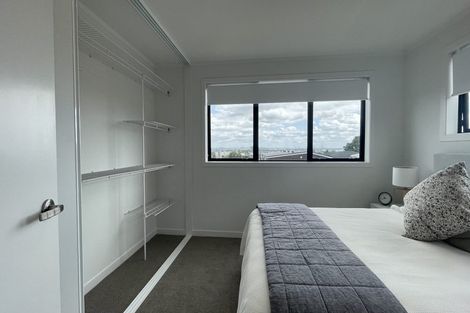 Photo of property in 1/8 James Laurie Street, Henderson, Auckland, 0612