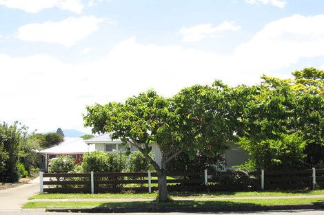 Photo of property in 124 Kippenberger Avenue, Rangiora, 7400