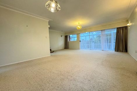 Photo of property in 18 Tomlinson Street, Hillpark, Auckland, 2102