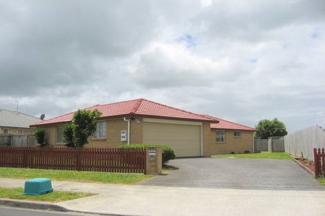 Photo of property in 14 Morewa Place, Takanini, 2112