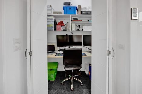 Photo of property in 91a Karina Road, Merrilands, New Plymouth, 4312