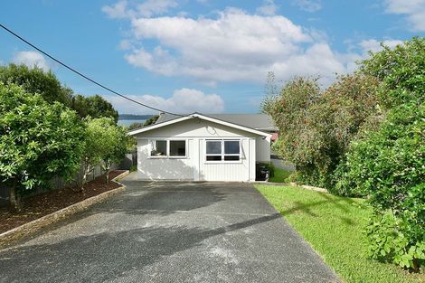 Photo of property in 41 Rangimaarie Crescent, Snells Beach, 0920
