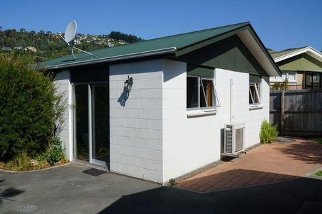 Photo of property in 32 Landsdowne Terrace, Cashmere, Christchurch, 8022